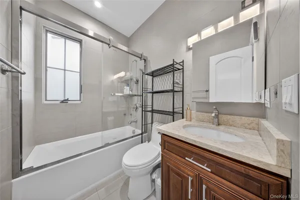 $1,895,000 | 151-23 26th Avenue | Flushing