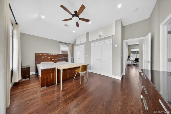 $1,895,000 | 151-23 26th Avenue | Flushing