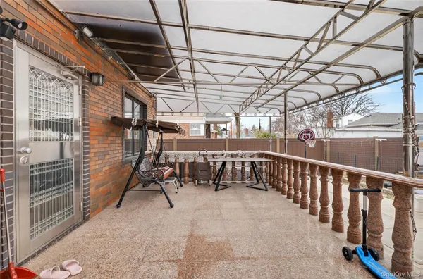 $1,895,000 | 151-23 26th Avenue | Flushing