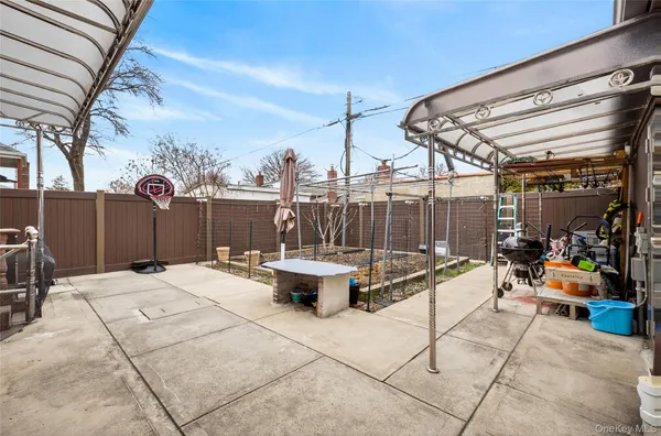 $1,895,000 | 151-23 26th Avenue | Flushing