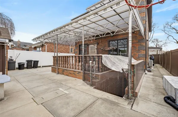 $1,895,000 | 151-23 26th Avenue | Flushing