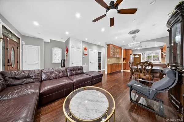 $1,895,000 | 151-23 26th Avenue | Flushing