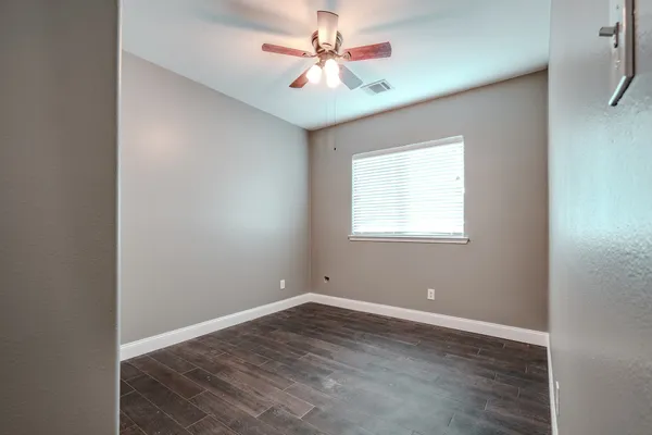 $2,500 | 8515 Holly Spring Lane, Baytown, TX 77523