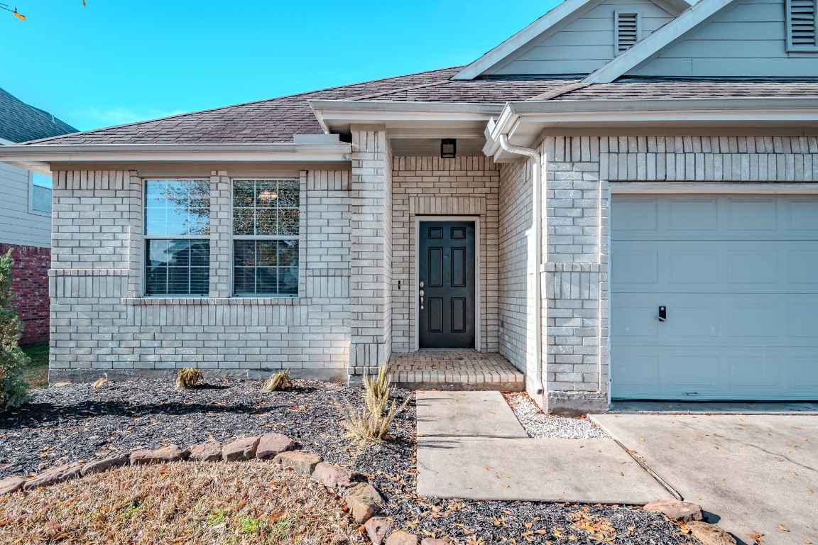 8515 Holly Spring Lane Baytown, TX 77523 - Photo 5 of 28 Home Sweet Home!