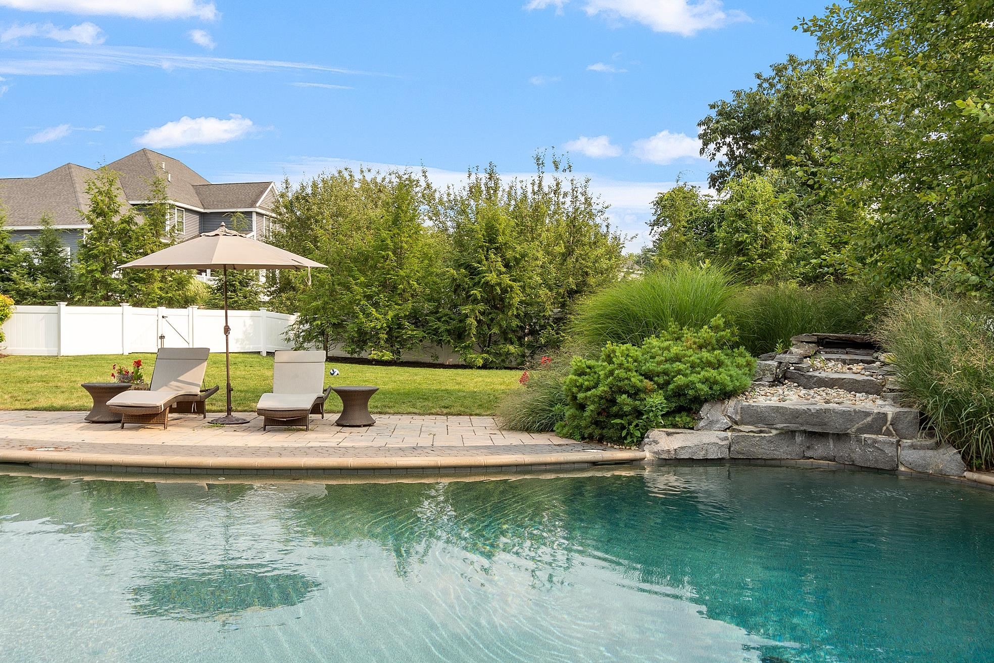 9 Orchard Blossom Road Windham, NH 03087 - Photo 48 of 58