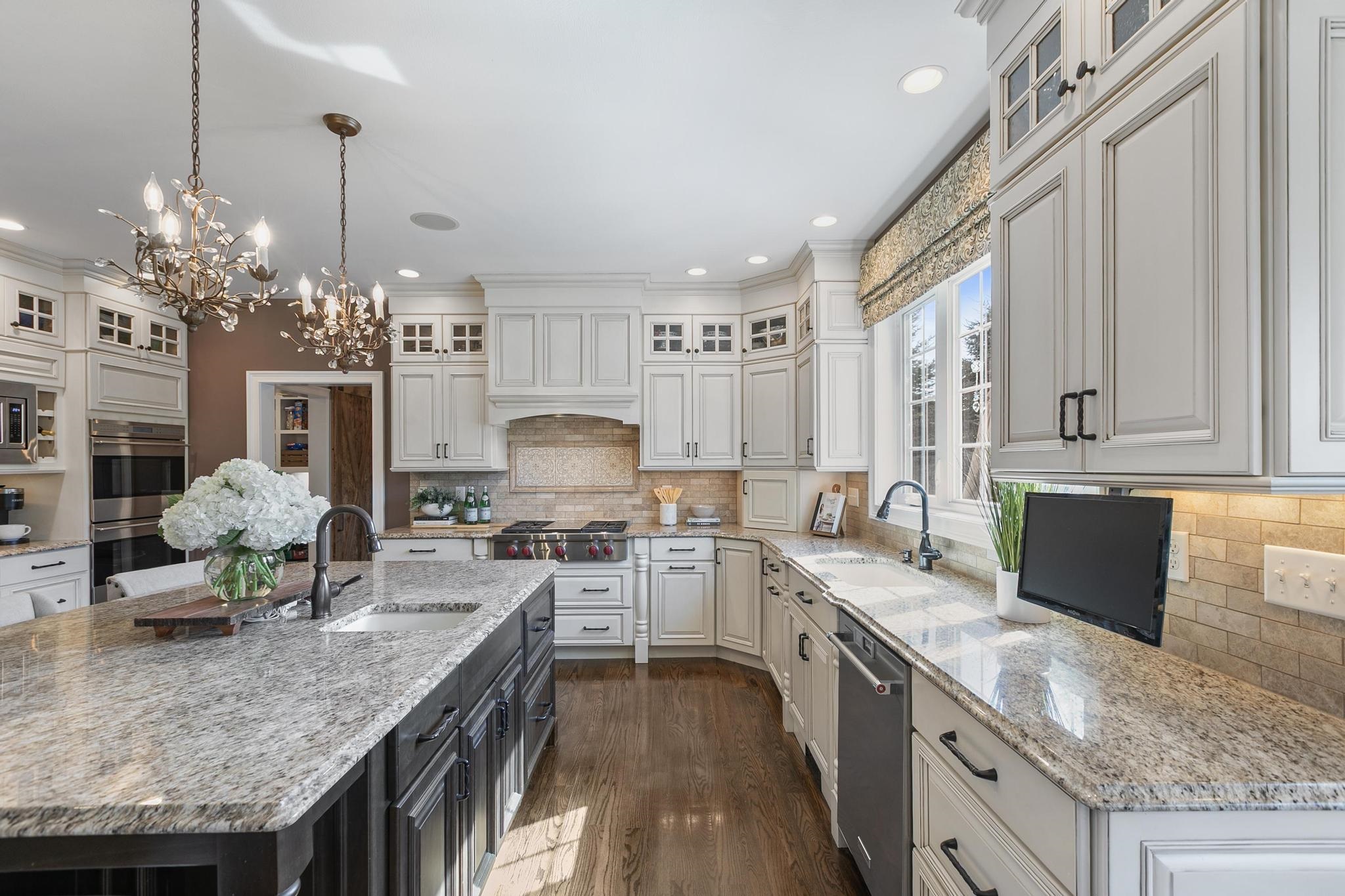 9 Orchard Blossom Road Windham, NH 03087 - Photo 7 of 58