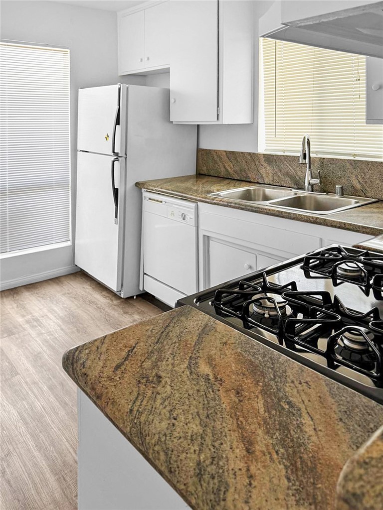 15400 Kiamichi Road Apple Valley, CA 92307 - Photo 51 of 61 APT 4 PRE-MOVE-IN CONDITION