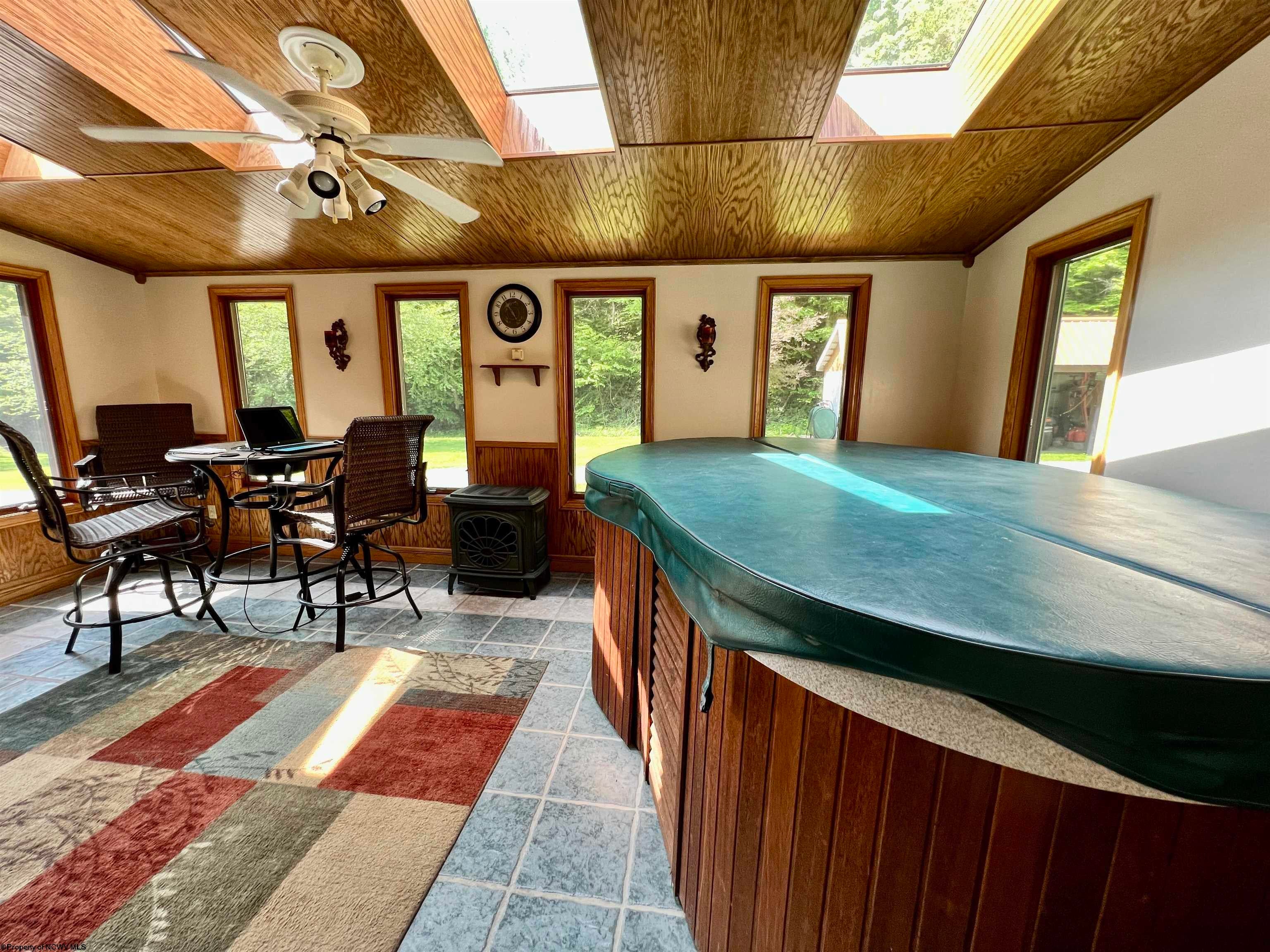 206 Roads End Road Parsons, WV 26287 - Photo 11 of 38 Gallery Image 11