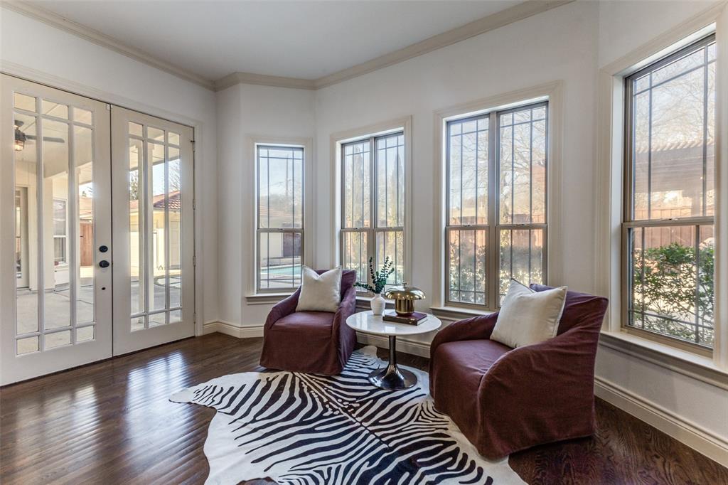 4149 Lively Lane Dallas, TX 75220 - Photo 16 of 29