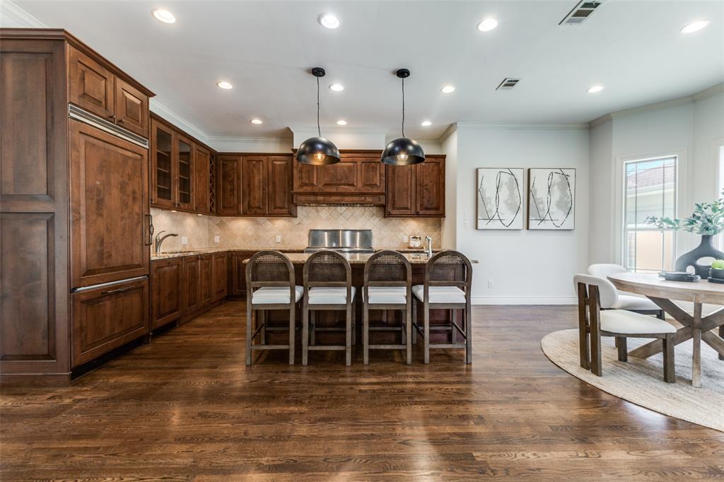 4149 Lively Lane Dallas, TX 75220 - Photo 9 of 29