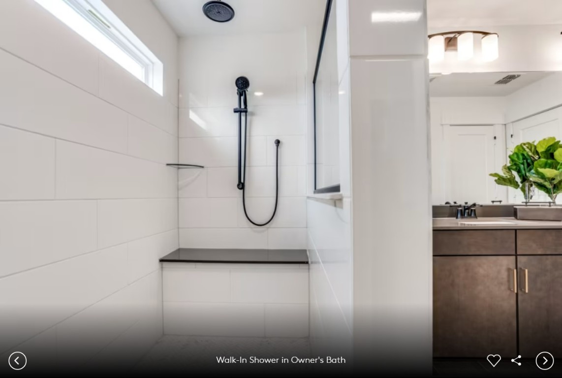 337 Foresail Road Leander, TX 78641 - Photo 11 of 12 a bathroom with a shower