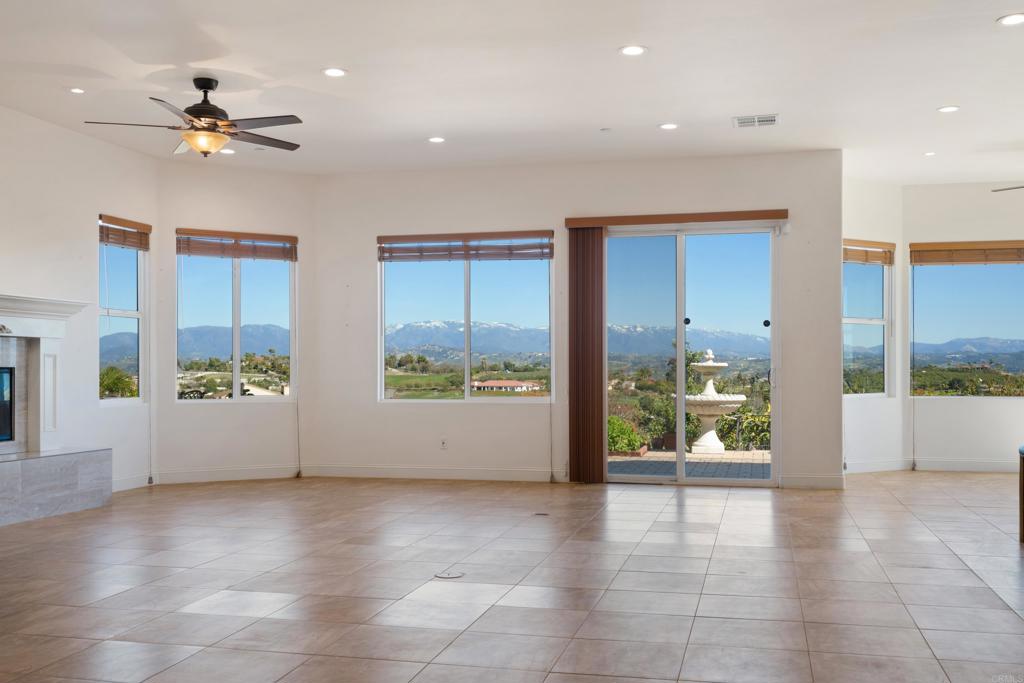 4261 Entrada Al Sol Bonsall, CA 92003 - Photo 8 of 49 an empty room with window