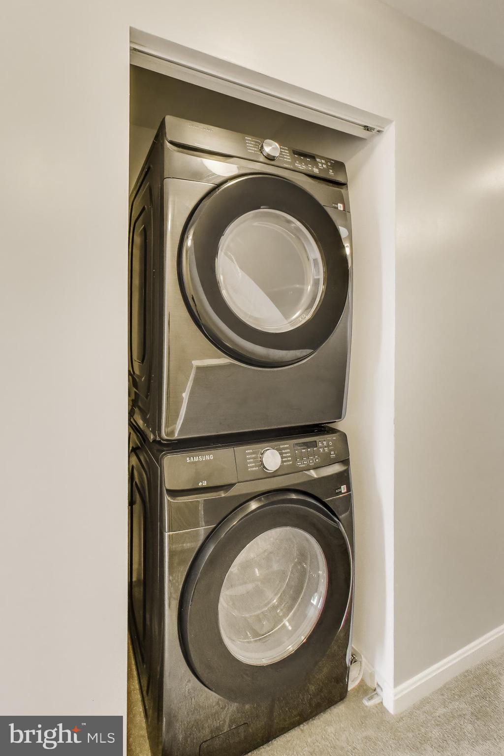 4613 Dillon Street Baltimore, MD 21224 - Photo 20 of 41 Laundry