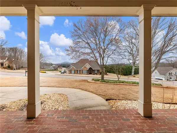 $909,900 | 8629 Drake Drive, Lula, GA 30554