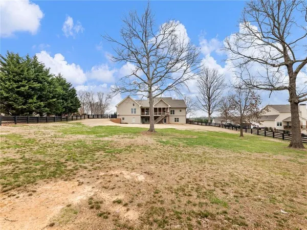 $909,900 | 8629 Drake Drive, Lula, GA 30554