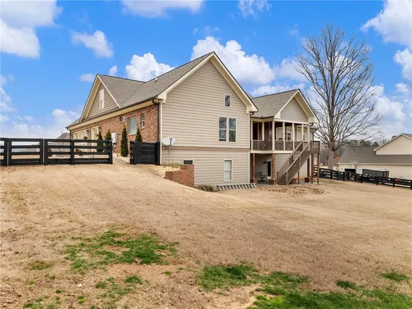 $909,900 | 8629 Drake Drive, Lula, GA 30554