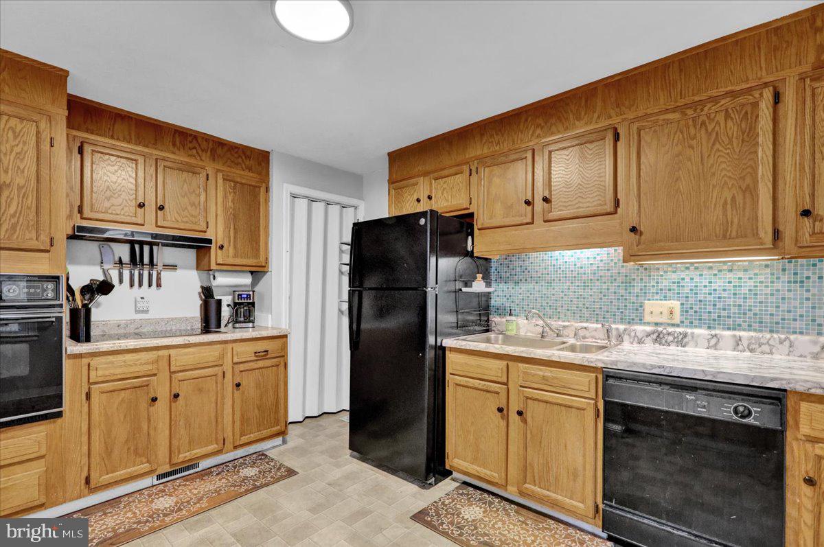 314 West Elm Street Reading, PA 19607 - Photo 9 of 29 Gallery Image 9