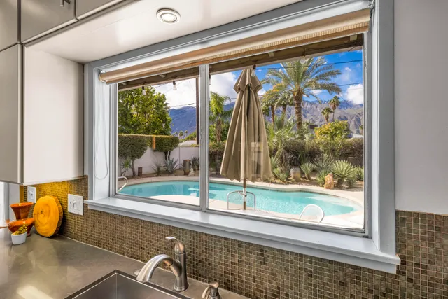 $929,000 | 777 North Calle Rolph, Palm Springs, CA 92262