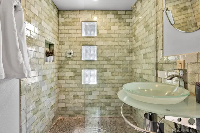 $929,000 | 777 North Calle Rolph, Palm Springs, CA 92262