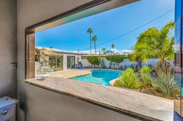 $929,000 | 777 North Calle Rolph, Palm Springs, CA 92262