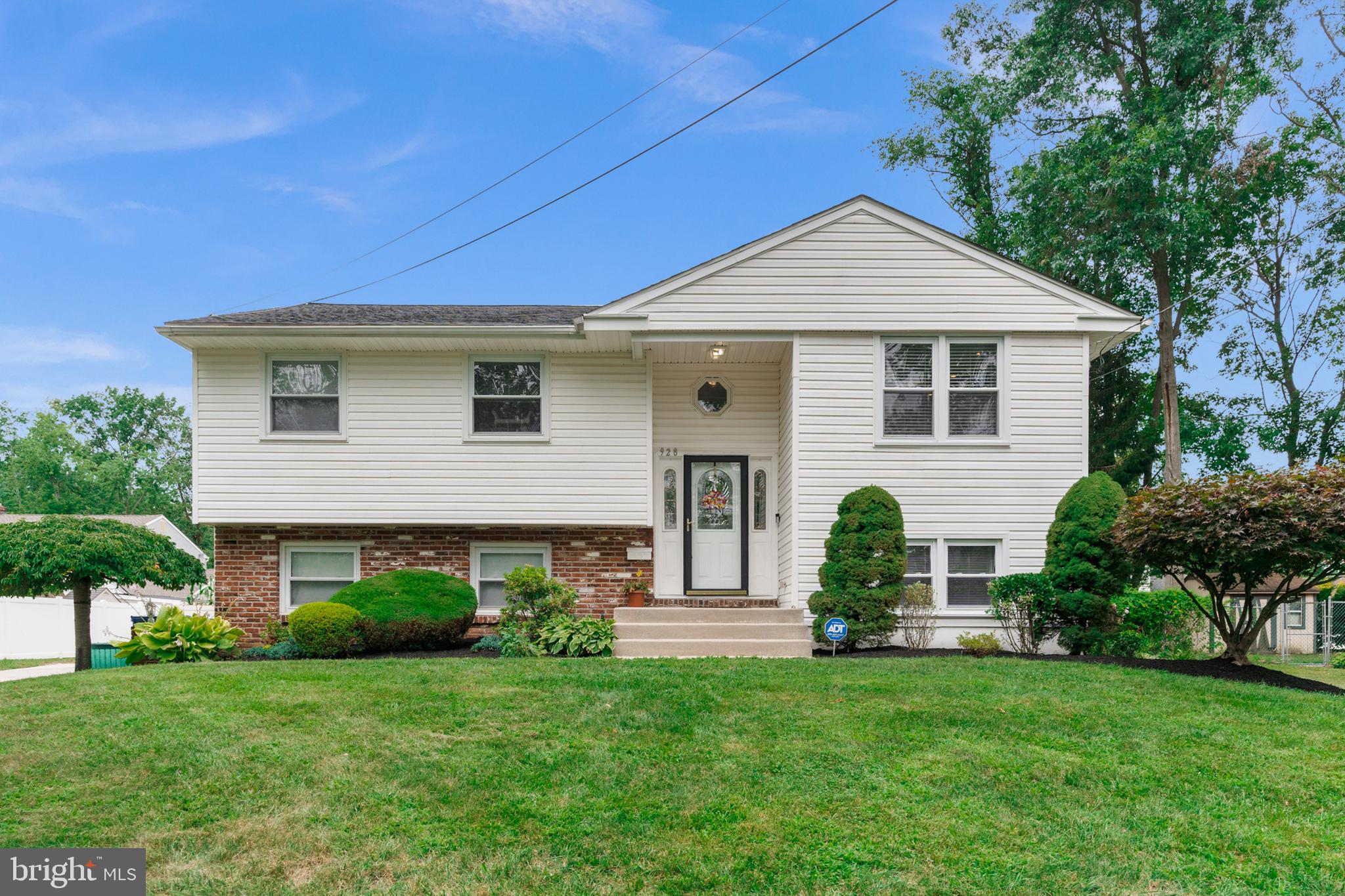 928 Abington Road Cherry Hill, NJ 08034 - Photo 1 of 28
