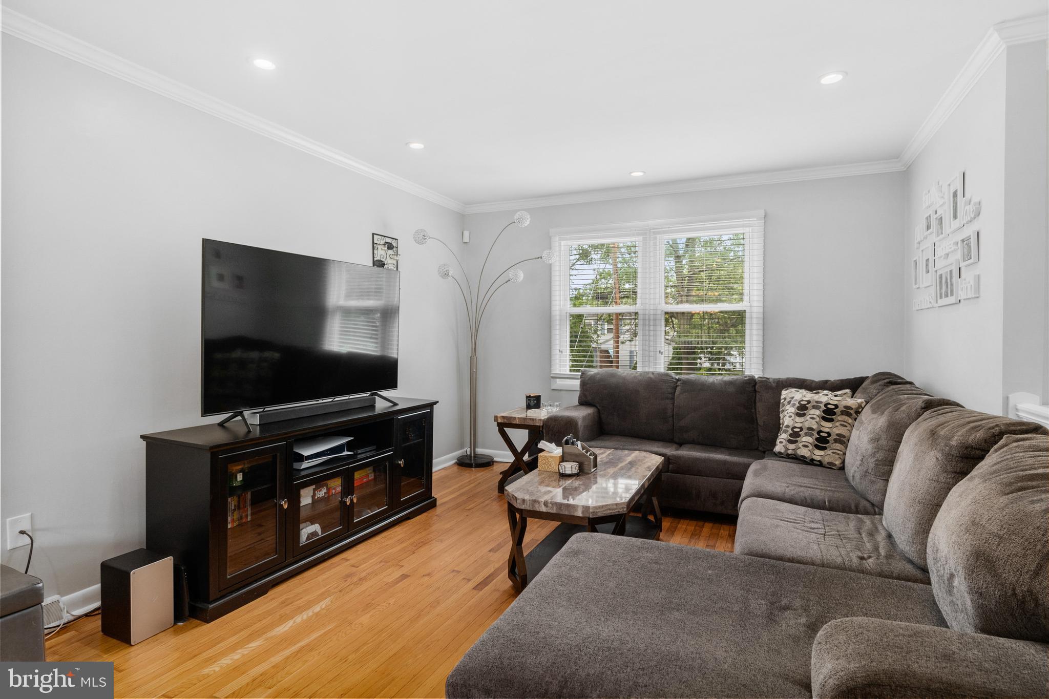 928 Abington Road Cherry Hill, NJ 08034 - Photo 6 of 28