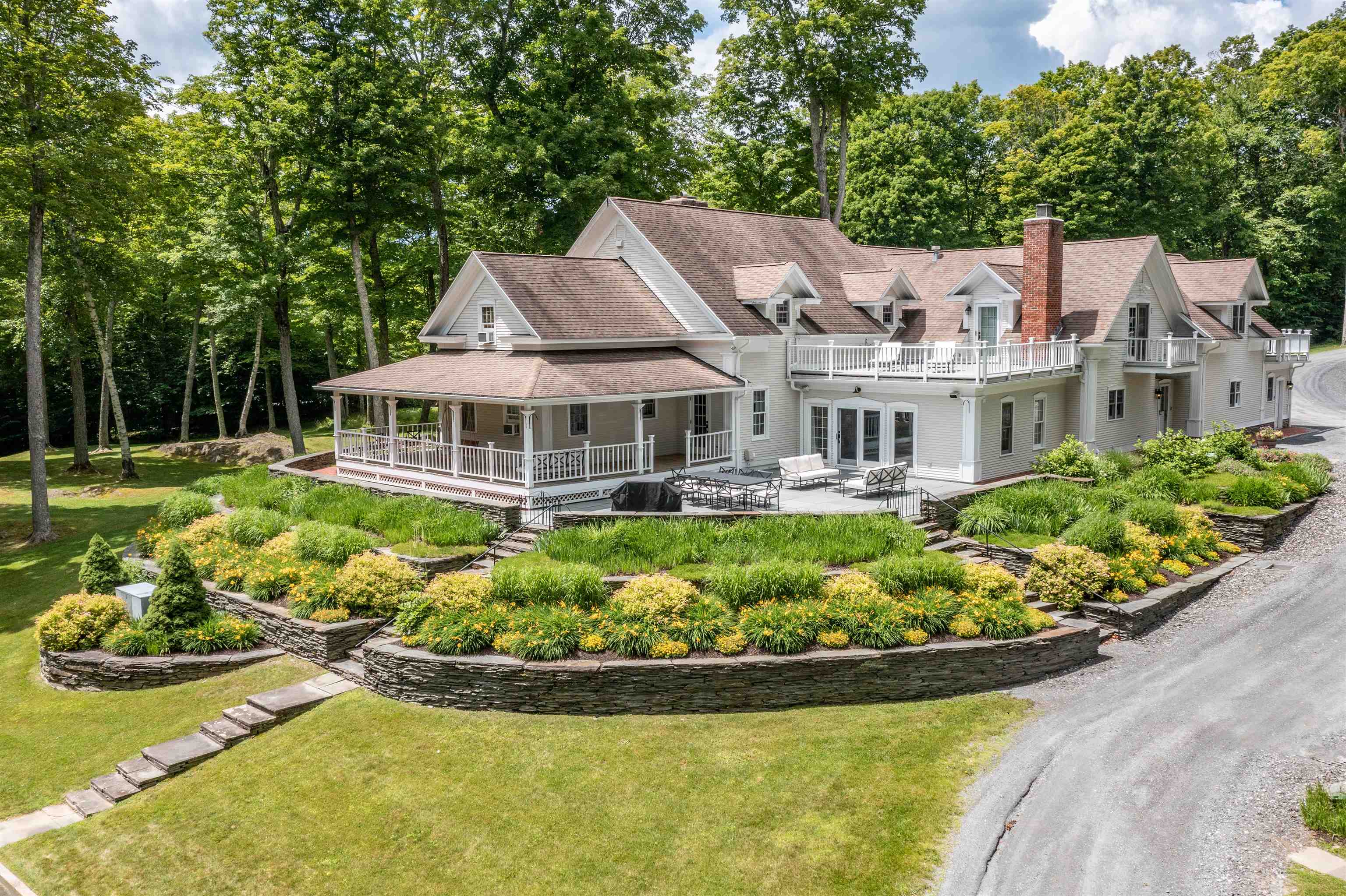 513 Hollow View Road Stowe, VT 05672 - Photo 1 of 40 Gallery Image 1