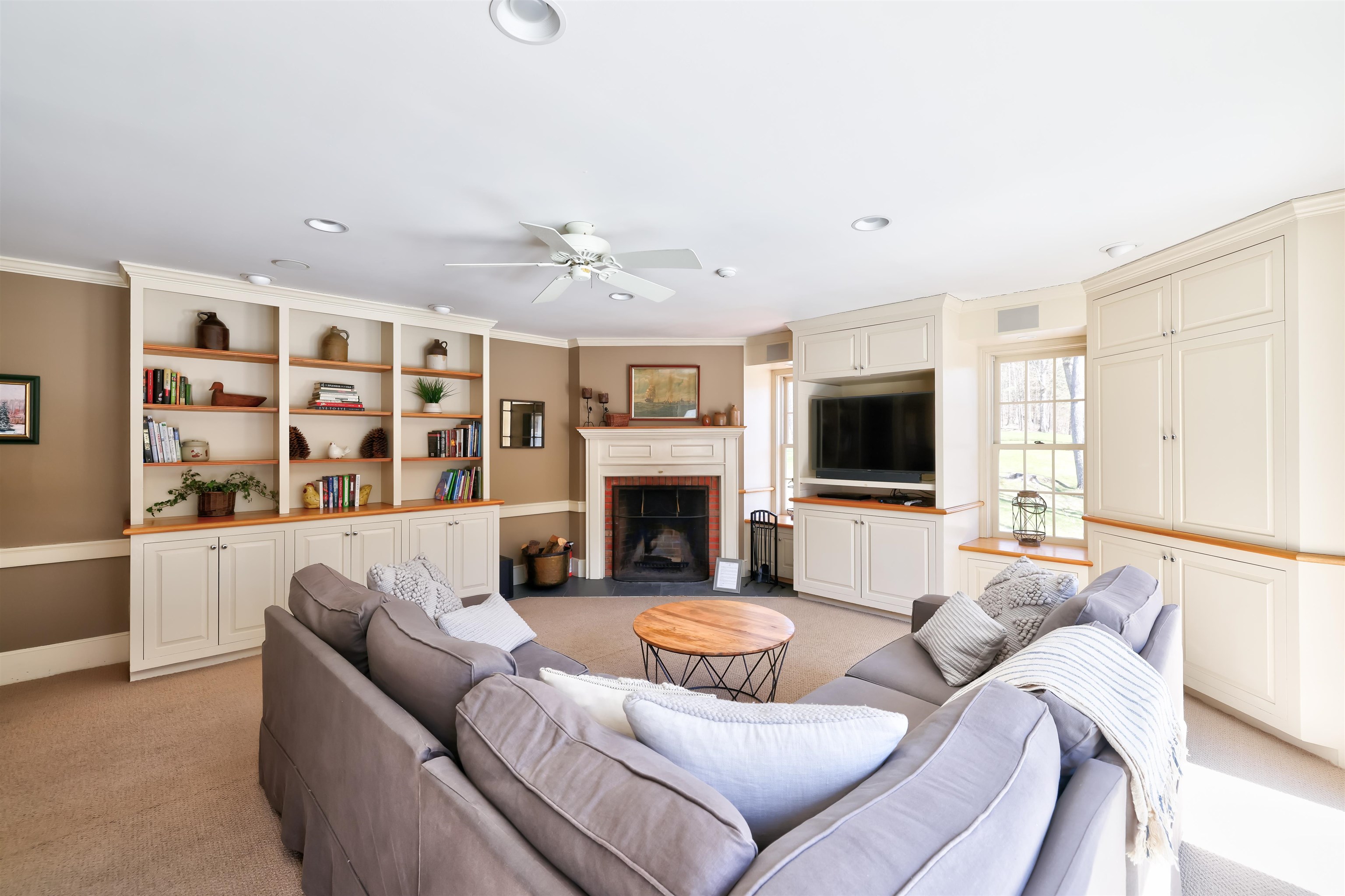 513 Hollow View Road Stowe, VT 05672 - Photo 6 of 40 Gallery Image 6