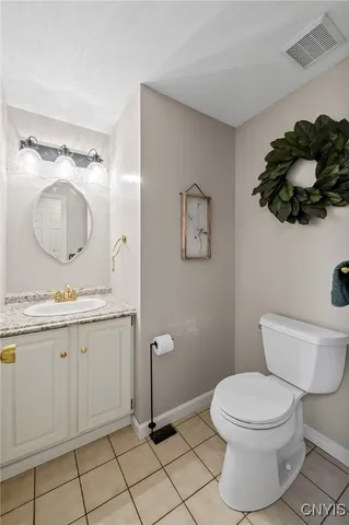 $365,000 | 109 Calypso Circle, Salina, NY 13088