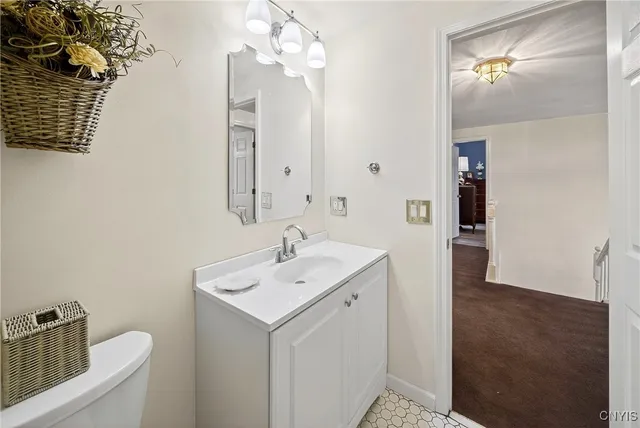 $365,000 | 109 Calypso Circle, Salina, NY 13088