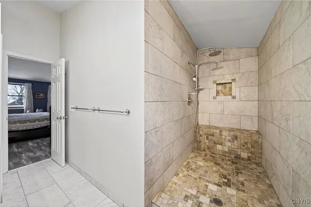 $365,000 | 109 Calypso Circle, Salina, NY 13088