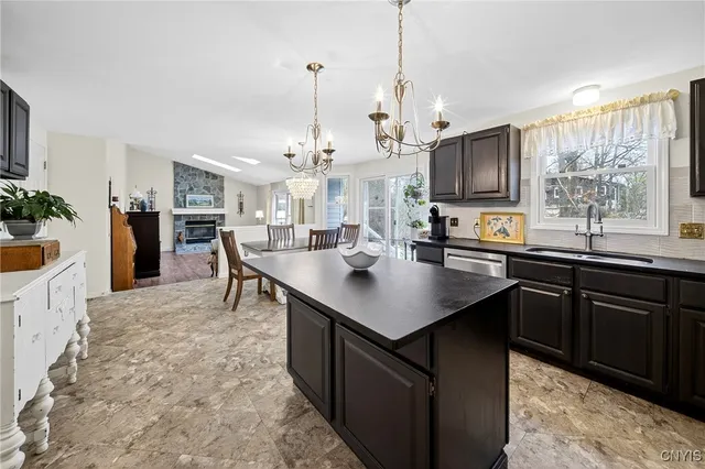 $365,000 | 109 Calypso Circle, Salina, NY 13088