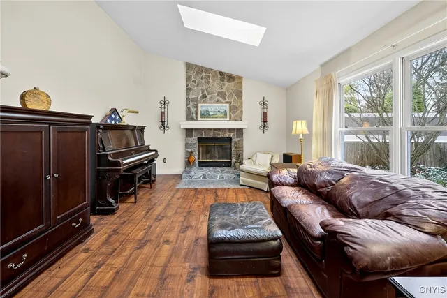 $365,000 | 109 Calypso Circle, Salina, NY 13088