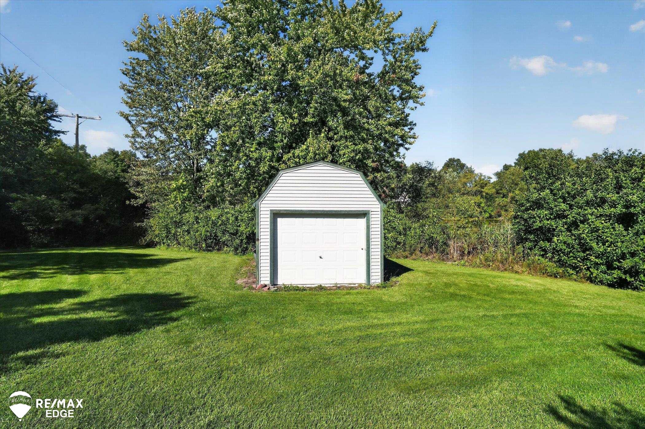 1349 Higley Road Lapeer, MI 48446 - Photo 42 of 72 Gallery Image 42