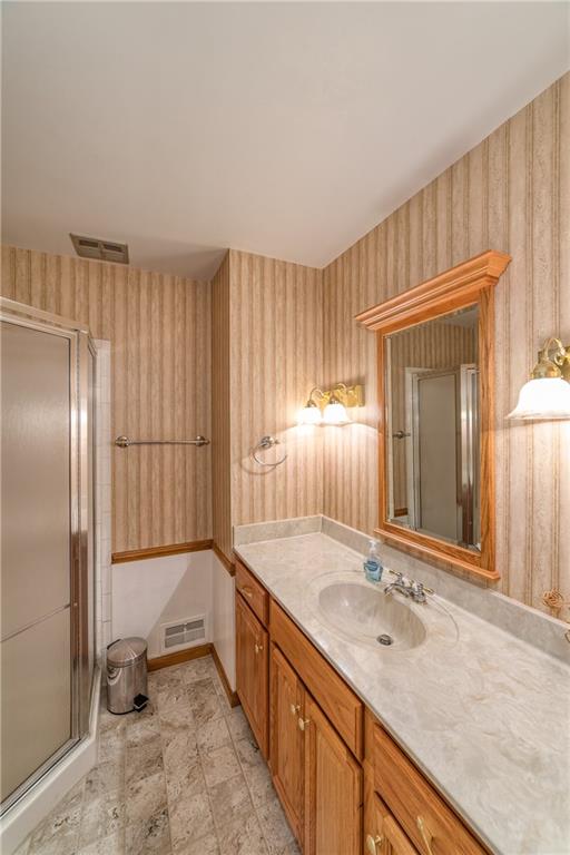 2040 Brewster Road Indianapolis, IN 46260 - Photo 22 of 35 Gallery Image 22