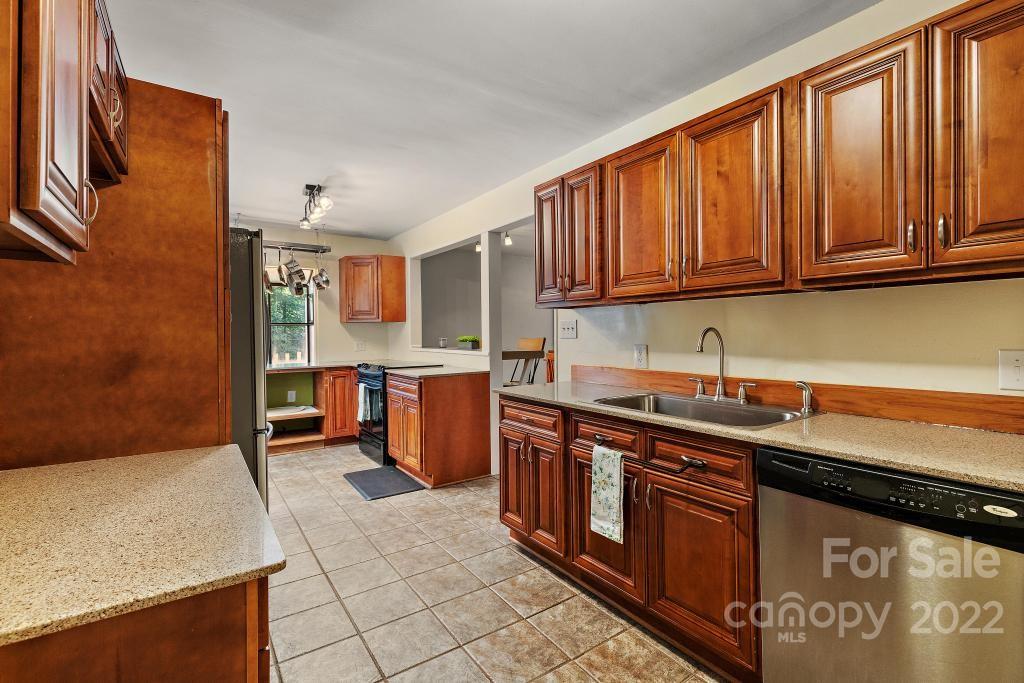 601 Silverleaf Road Charlotte, NC 28217 - Photo 12 of 29 Gallery Image 12