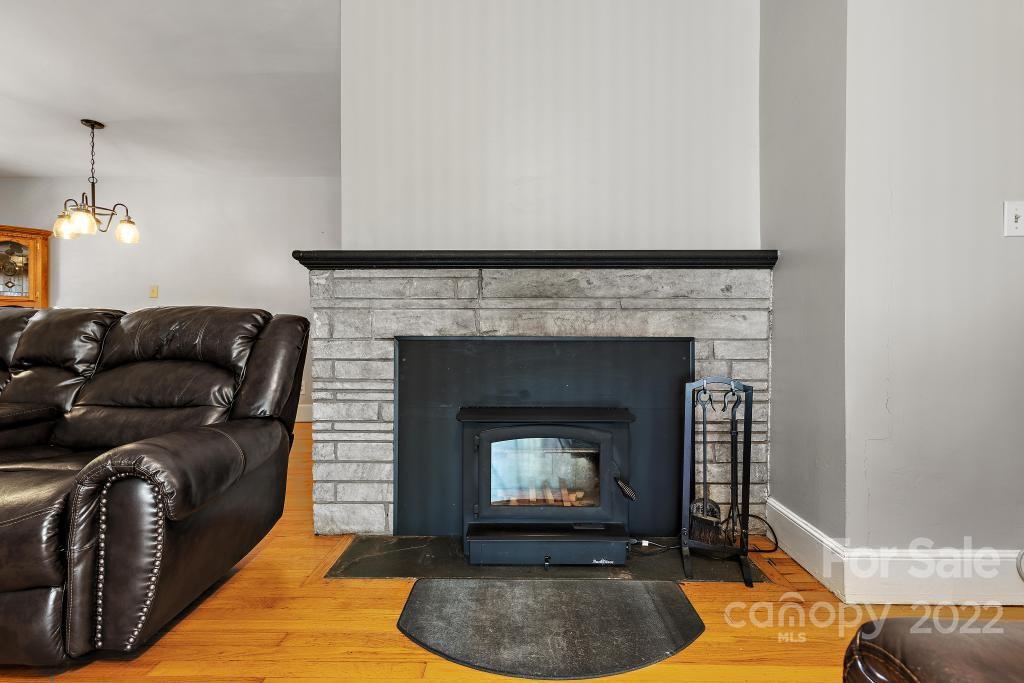 601 Silverleaf Road Charlotte, NC 28217 - Photo 7 of 29 Gallery Image 7