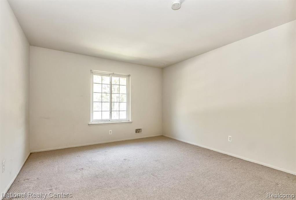30260 Southfield Road, Unit 258 Southfield, MI 48076 - Photo 9 of 16