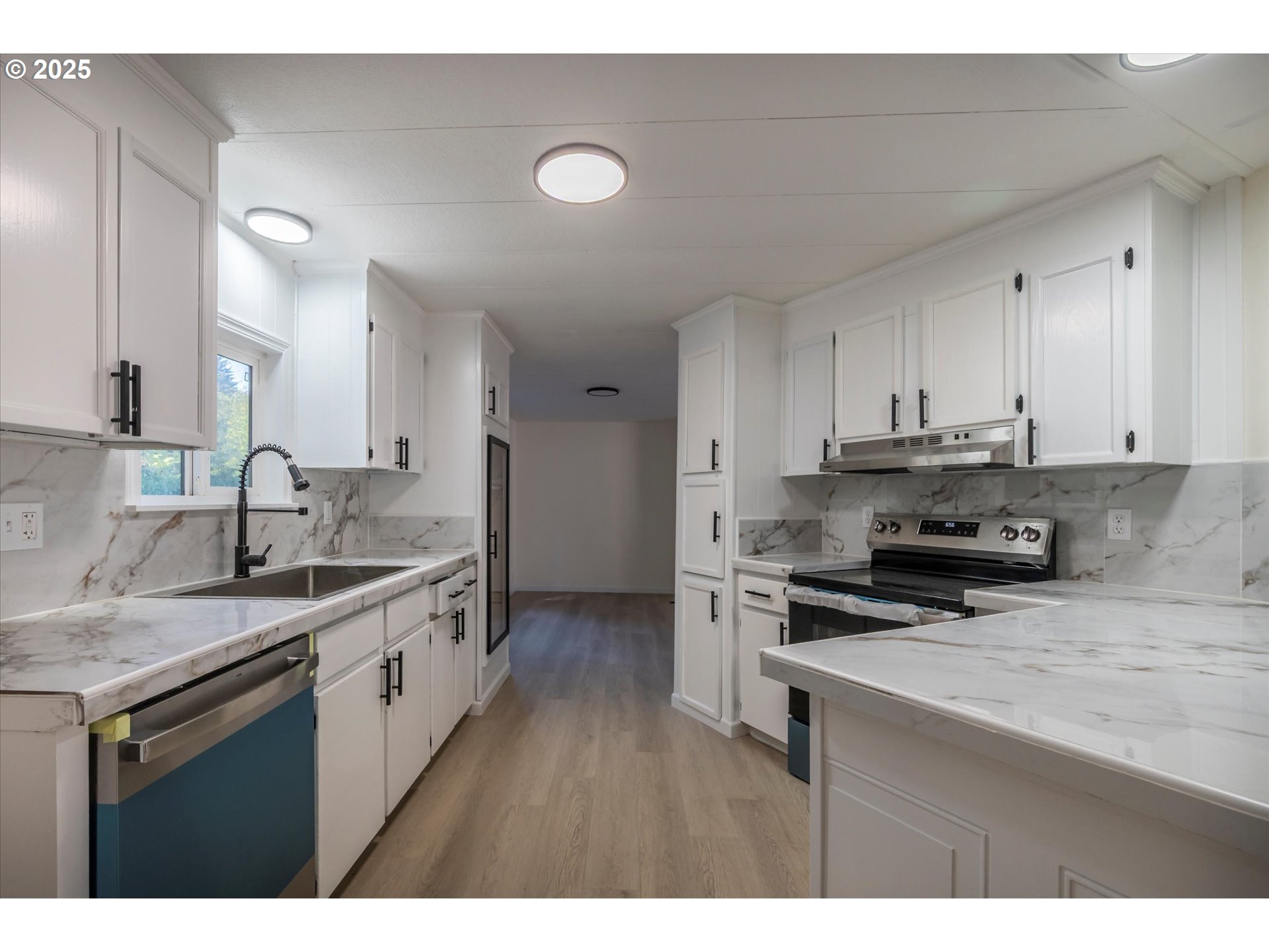 68964 Wildwood Road North Bend, OR 97459 - Photo 36 of 48