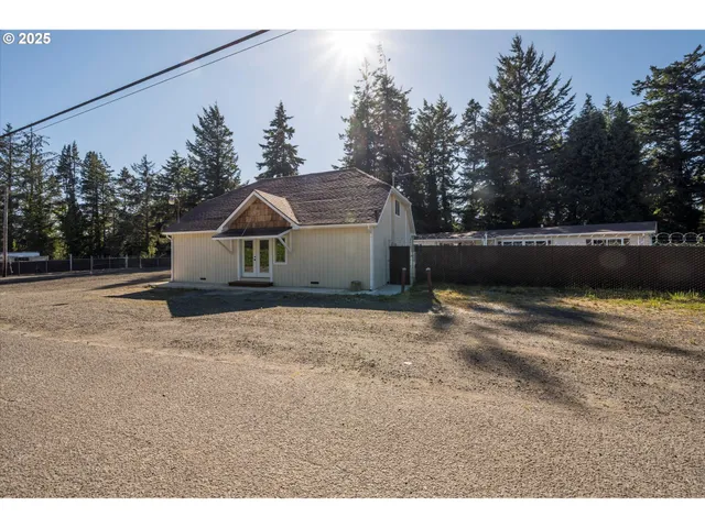 $585,000 | 68964 Wildwood Road, North Bend, OR 97459