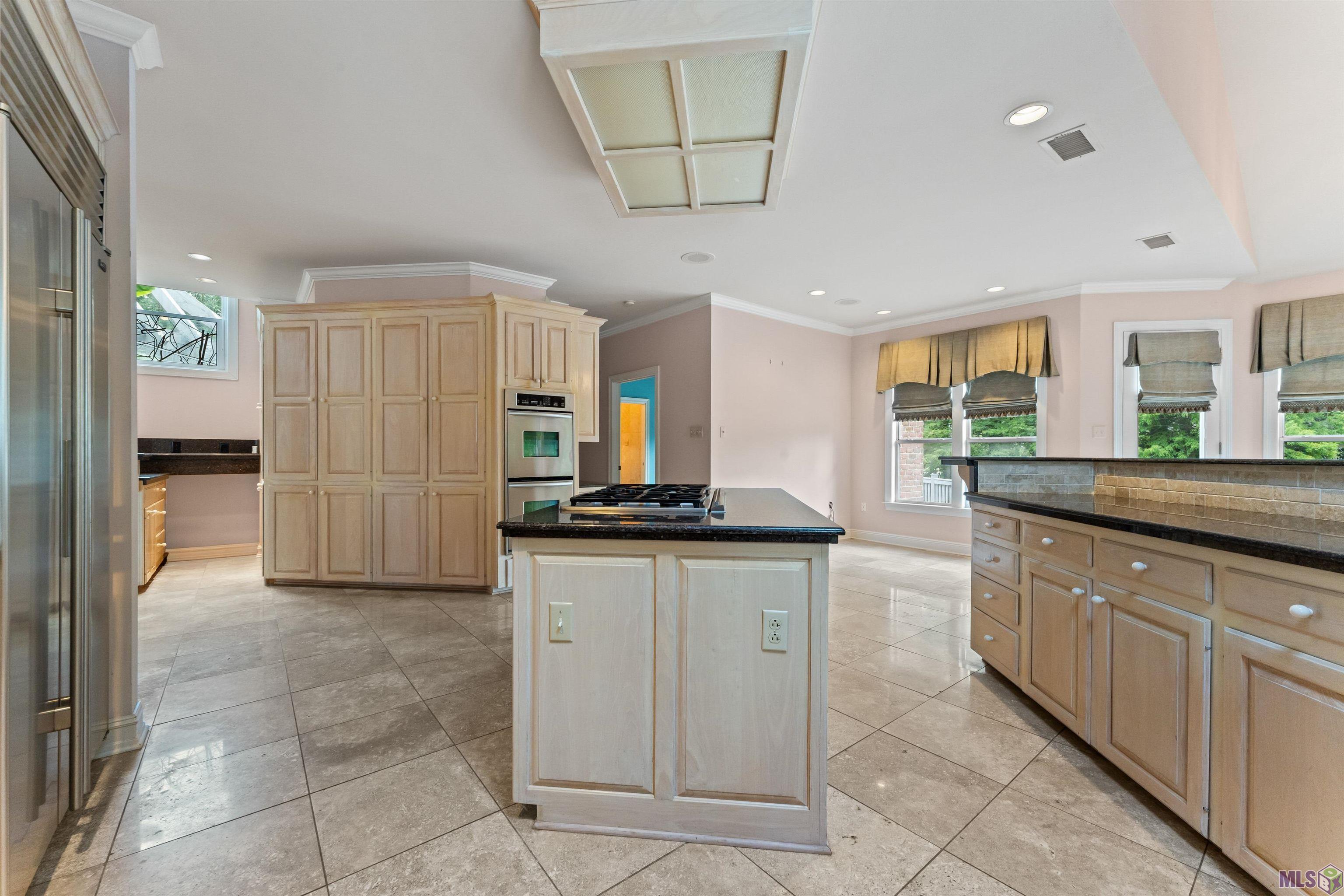 17735 Crossing Boulevard Baton Rouge, LA 70810 - Photo 15 of 54