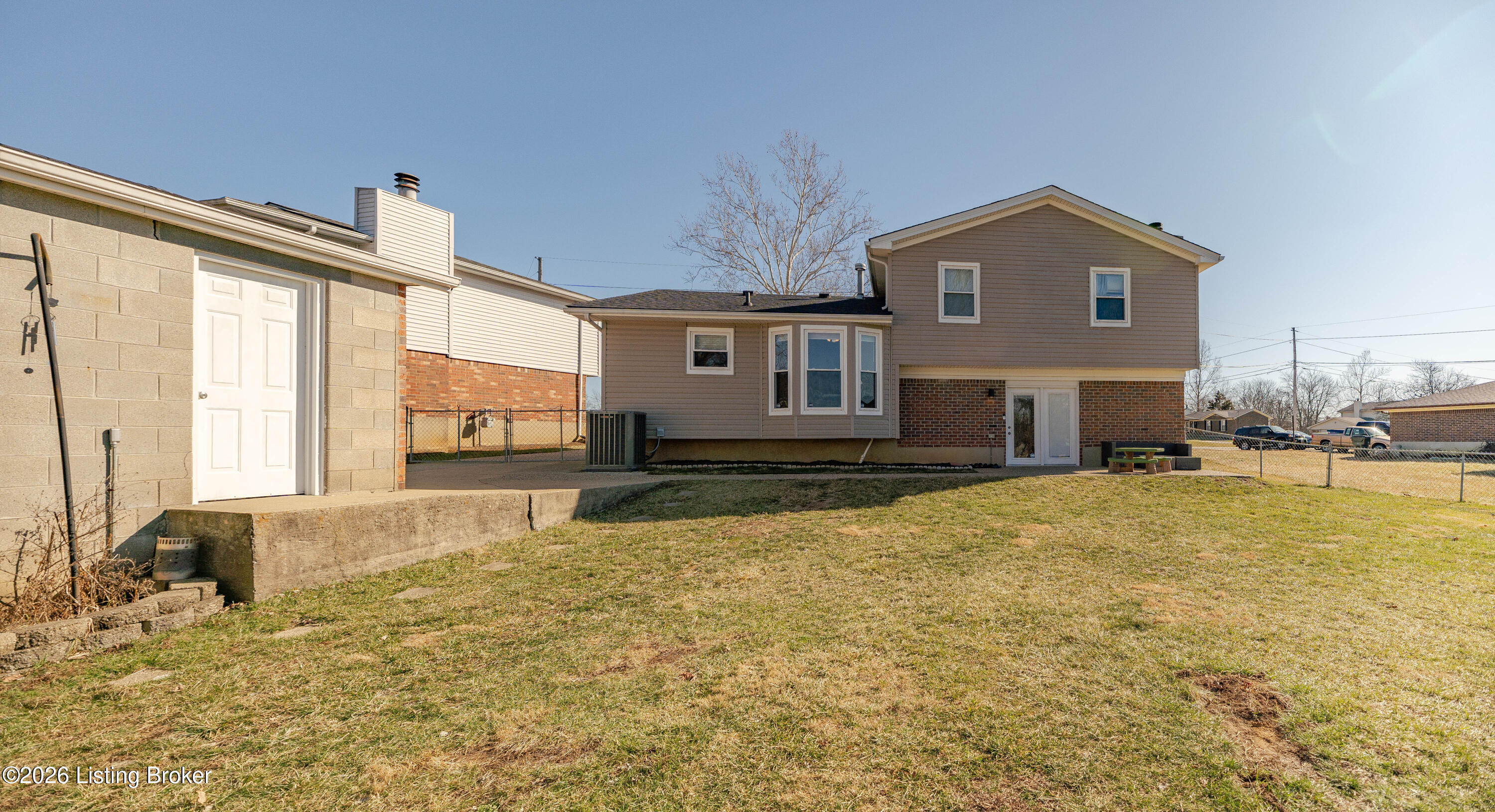4212 Seagrape Road Louisville, KY 40299 - Photo 21 of 22 DSC04394-HDR