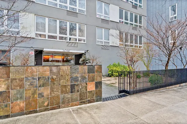 $1,275,000 | 515 5th Avenue, Unit 3C | Park Slope