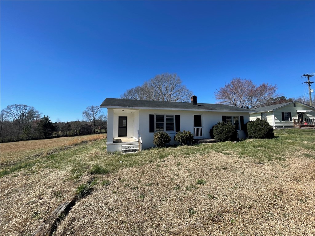 102 Fowler Road Walhalla, SC 29691 - Photo 3 of 16 Gallery Image 3