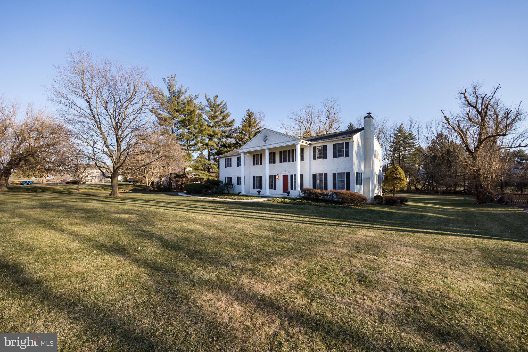 12 Downing Circle Downingtown, PA 19335 - Photo 1 of 43