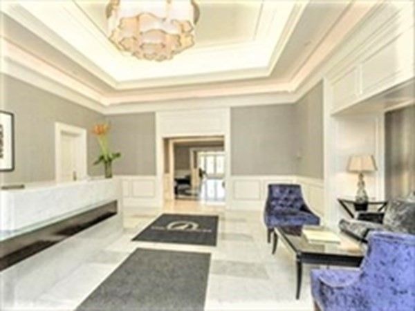 $4,250,000 | 20 Rowes Wharf, Unit 709, Boston, MA 02110