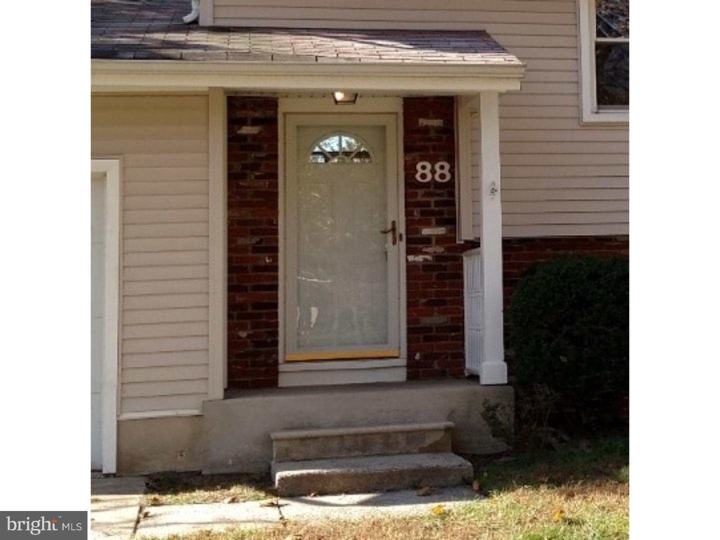 88 Golfview Drive Sewell, NJ 08080 - Photo 3 of 25