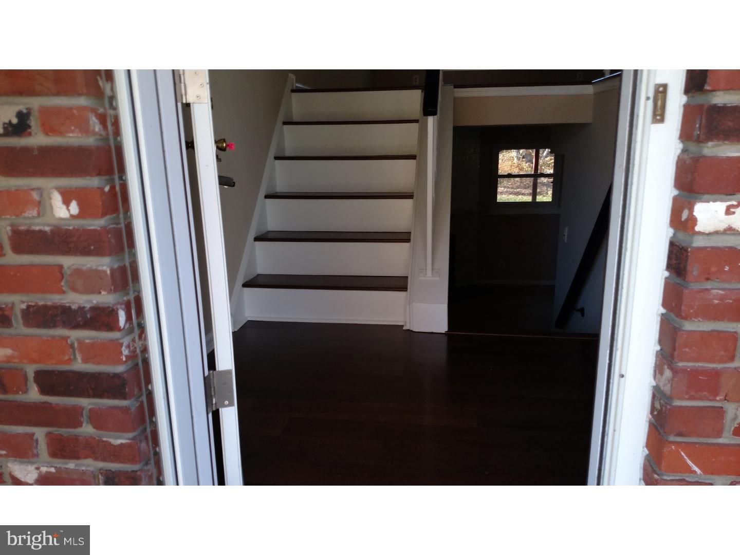 88 Golfview Drive Sewell, NJ 08080 - Photo 4 of 25