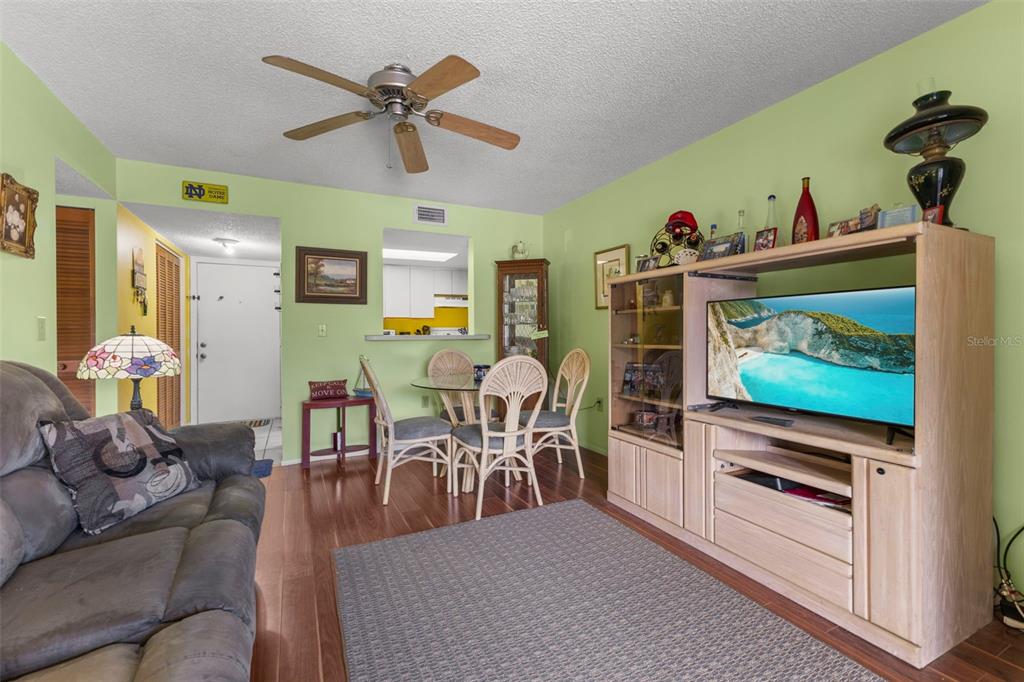 503 Albee Farm Road, Unit B16 Venice, FL 34285 - Photo 4 of 20
