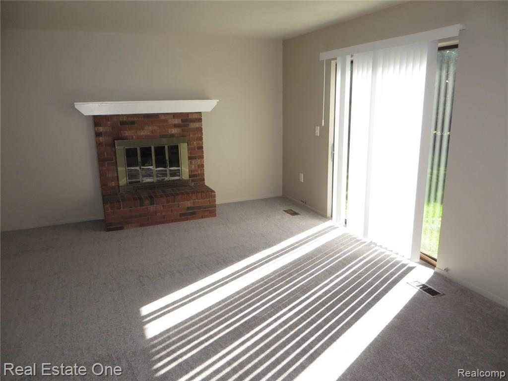 1629 Dancer Drive Rochester Hills, MI 48307 - Photo 9 of 28